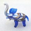 Petit éléphant en verre soufflé – Image 2