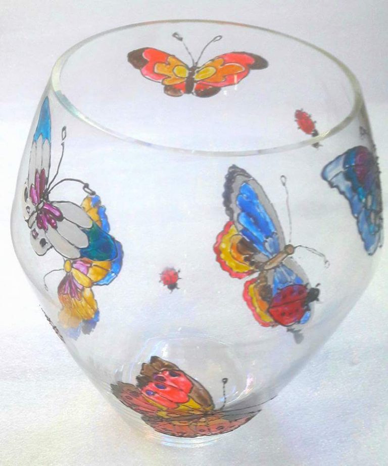 Vase papillons en verre peint à la main Boutique Idellia Au centre de Hyères