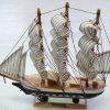 Voilier trois mats et bateau pirate maquette bois grand modèle
