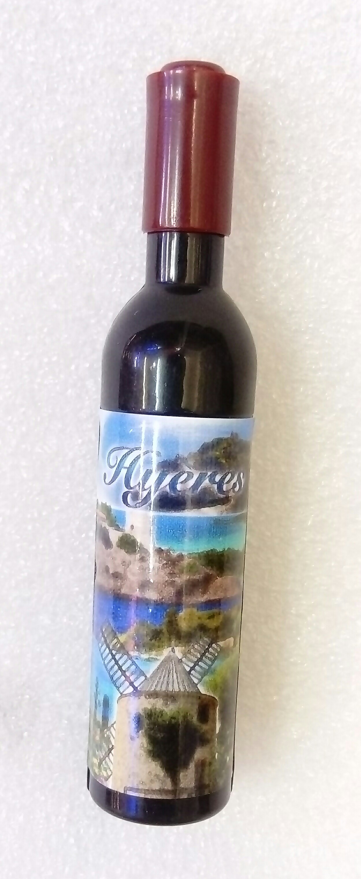 bouteille de vin avec tire-bouchon et raisins 2002654 Art