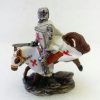 Figurine chevalier templier en résine – Image 2