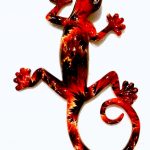 Salamandre décoration en résine à accrocher 25 cm - Rouge