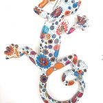 Salamandre décoration en résine à accrocher 25 cm - Blanc-bleu-orange