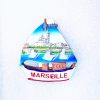 Magnet en relief voilier représentant la ville de Marseille ou les monuments de France