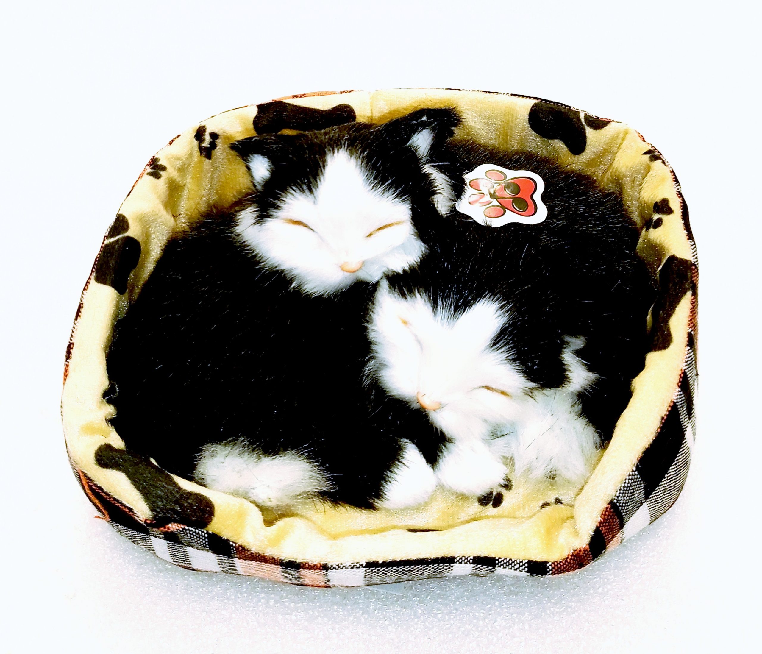 Peluche chat noir et blanc 18 cm sonore