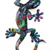 Salamandre multicolore décoration en résine a accrocher 33 cm