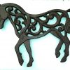 Dessous de plat cheval en fonte