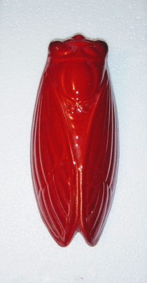 cigale rouge 23 cm peinte à la main