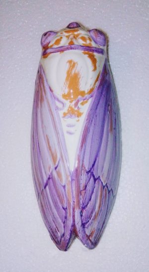 cigale violet clair lavande peinte à la main création française
