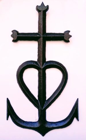 croix de Camargue noire en fonte grand modèle 40 cm