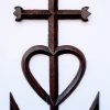 croix de Camargue brun vieilli en fonte 40 cm