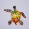 tortue de mer marron jaune en résine