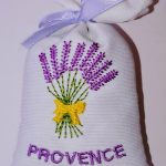 magnet sachet de lavande de Provence brodé