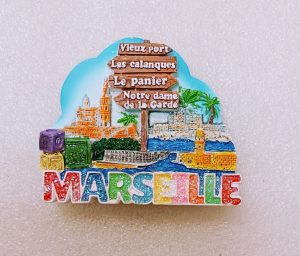 vieux port, les calanques, Notre Dame de la Garde magnet Marseille en relief