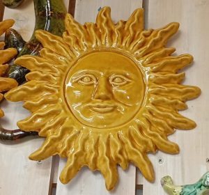 Soleil en céramique peint à la main grand modèle à accrocher – Image 3