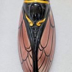 cigale marron foncé noir provençale en céramique modèle unique peint main 1