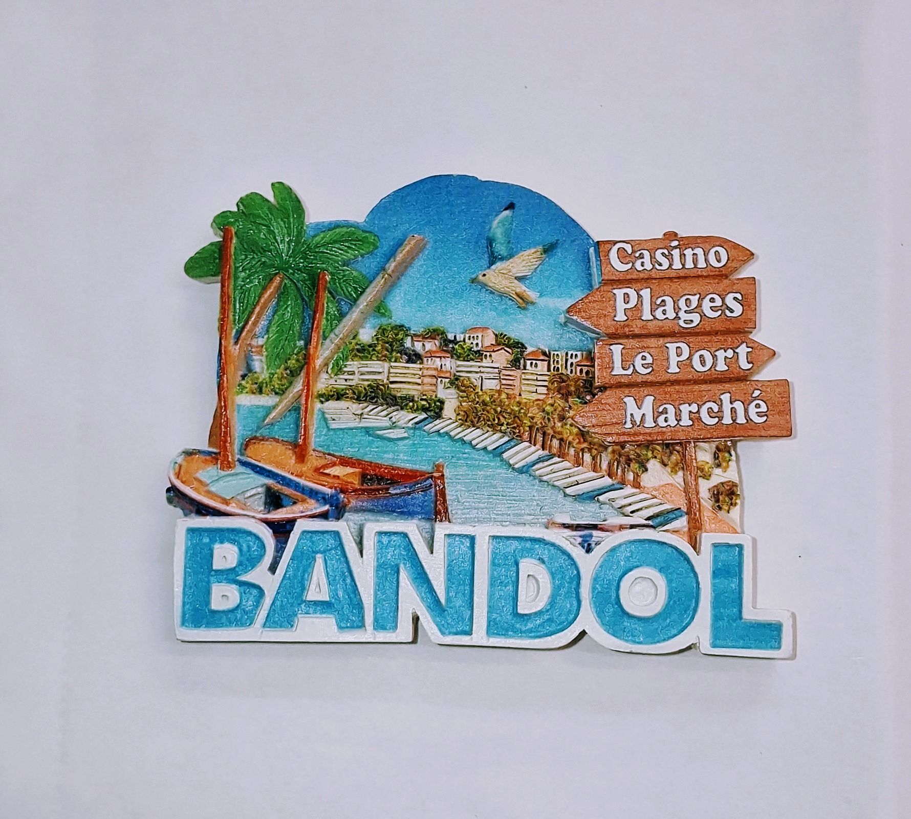 Bandol magnet en relief en résine boutique Idellia Hyères